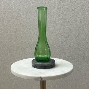 CFG green bud vase
